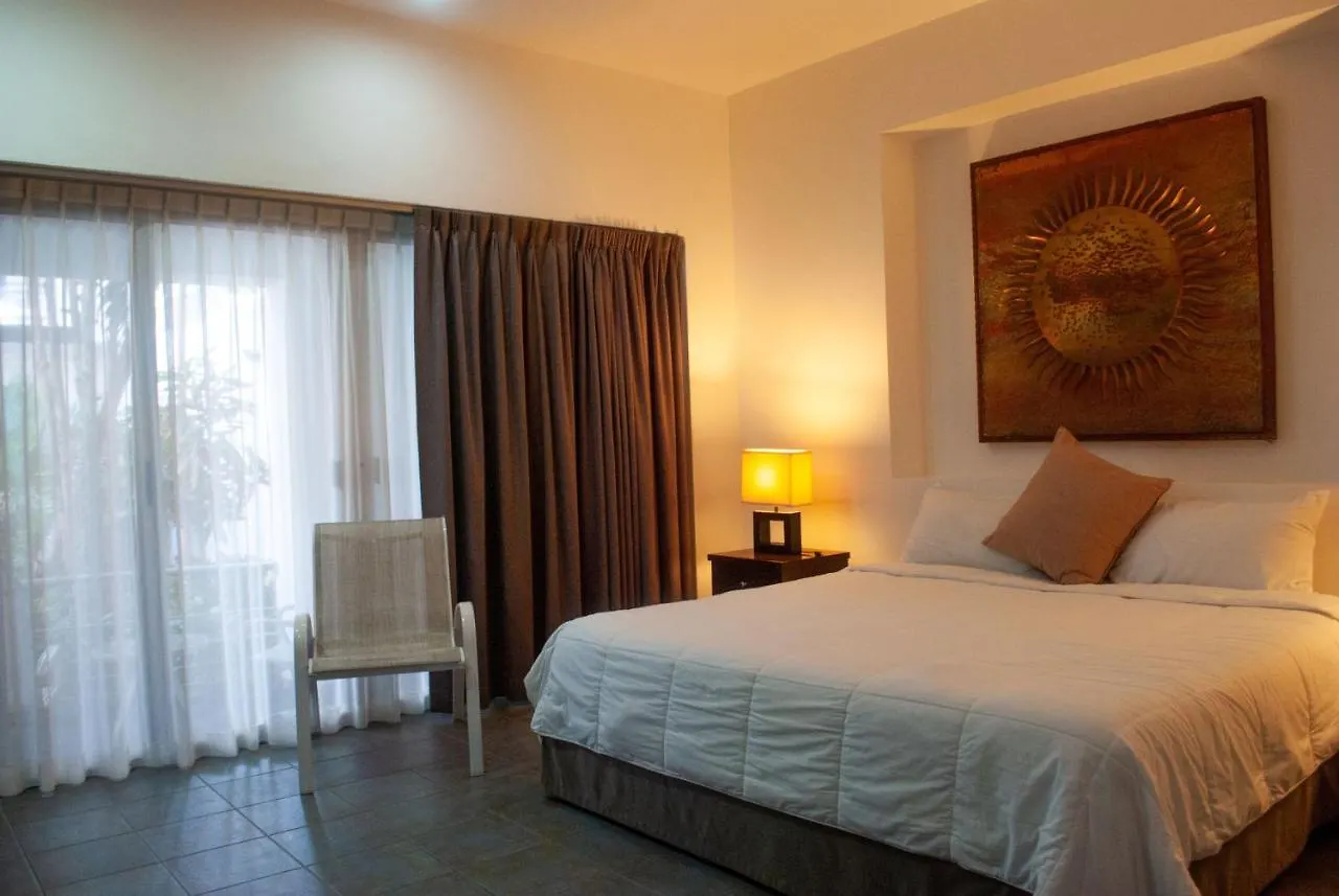 Almarea Vacation Condo Playa del Carmen