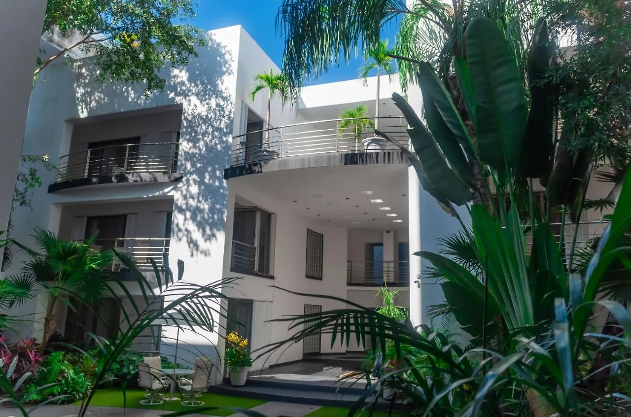 Almarea Vacation Condo Playa del Carmen 3*,