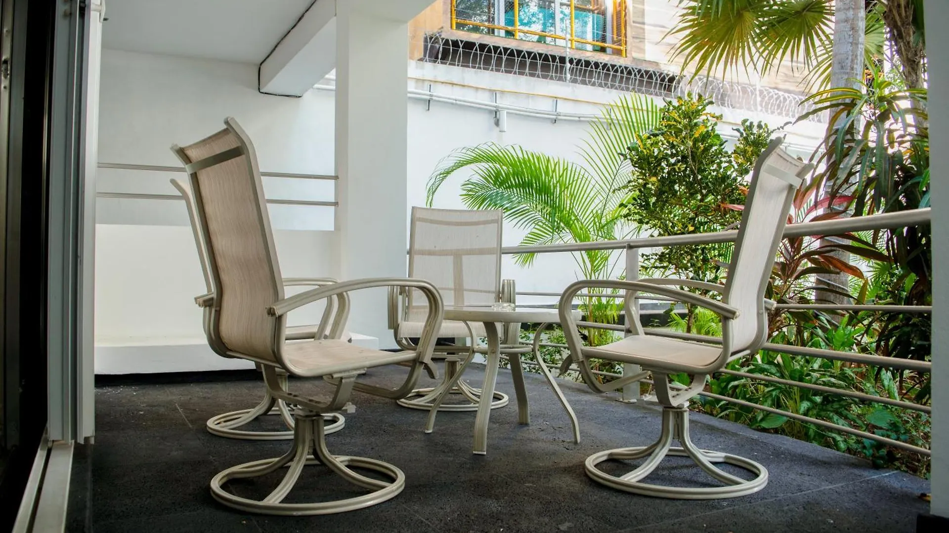 *** Hotel Almarea Vacation Condo Playa del Carmen Mexico